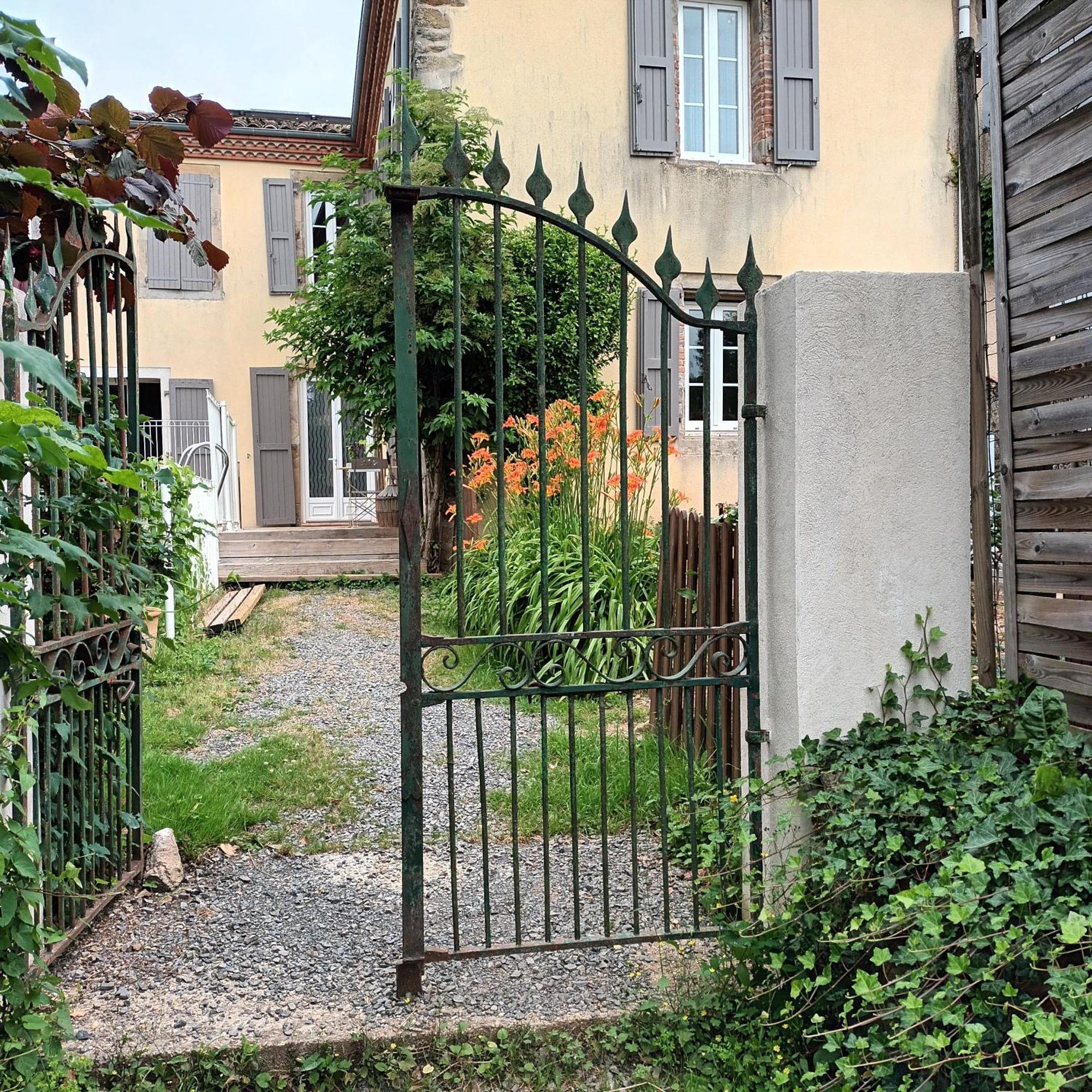 Le Relais Du Fraysse - Chambres D'Hotes Le Fraysse Eksteriør billede